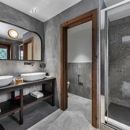 Divinity - Chalets Pour 10 Personnes 634 Chalet Megeve